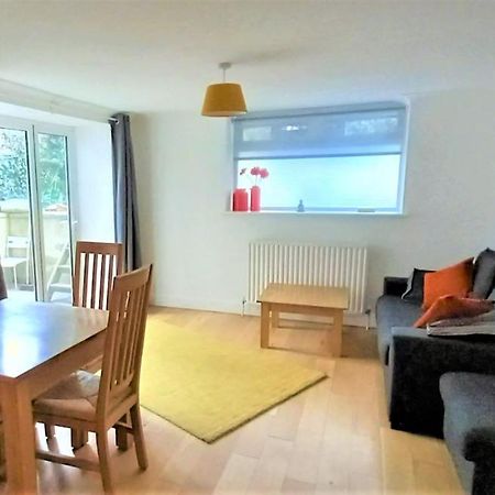 2 Bedroom Victorian Garden Flat 伦敦 外观 照片